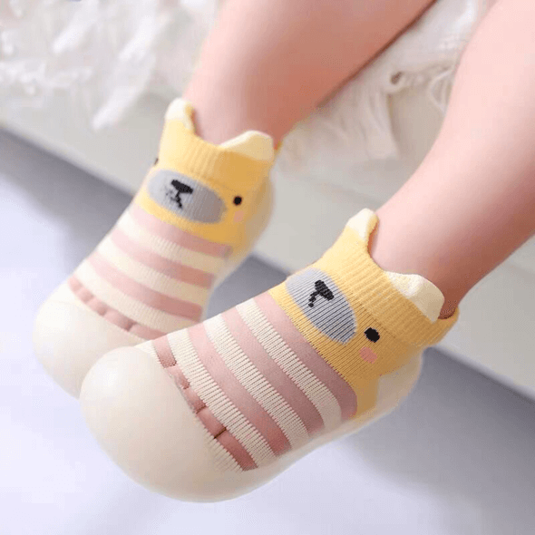 BREATHABLE BABY SHOES
